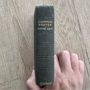 RARE Vintage 1912 “Common Prayer Hymns A&M Illustrated”‎ Leather Cover